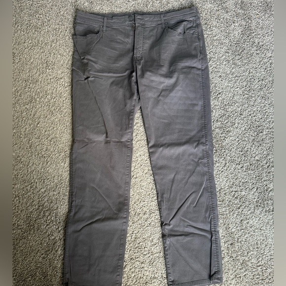 American Eagle Khaki Pants - Picture 1 of 4